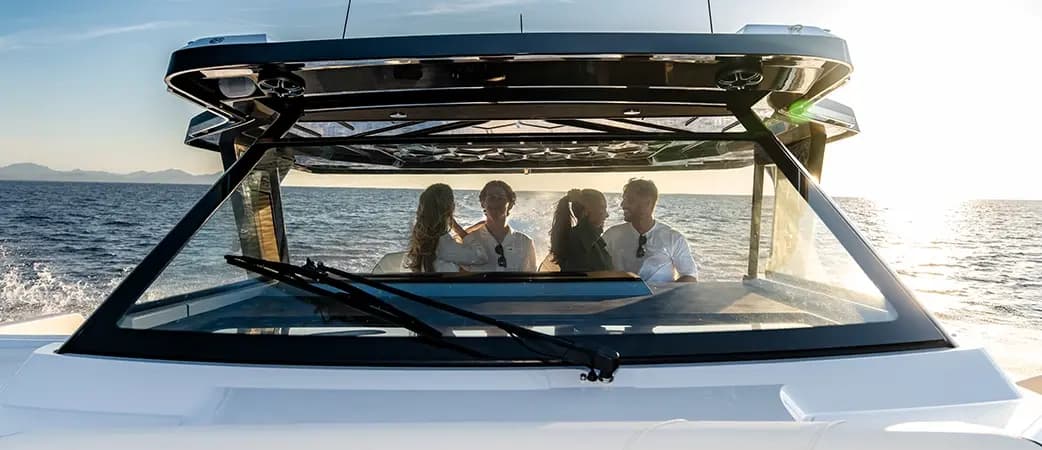 Helm seating on the Aquila 35 Sport