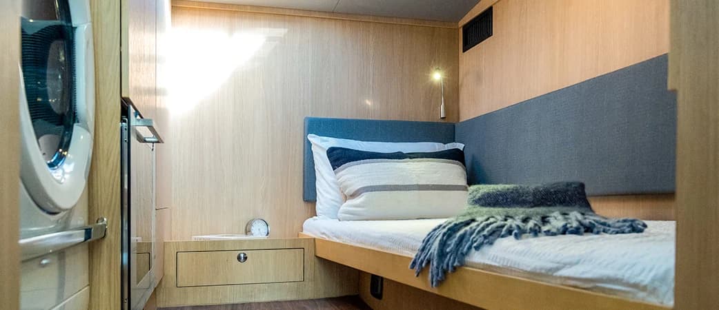 Camarote del Aquila 42 Yacht