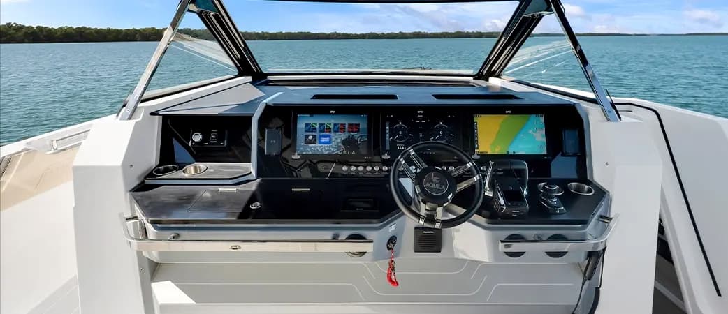 Wheel, displays and controls of the Aquila 45 Sport