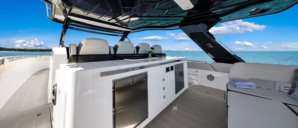 Summer kitchen on the Aquila 45 Sport