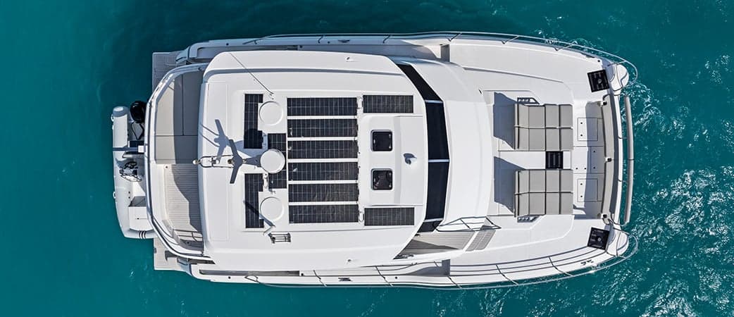 Vista cenital del Aquila 50 Yacht