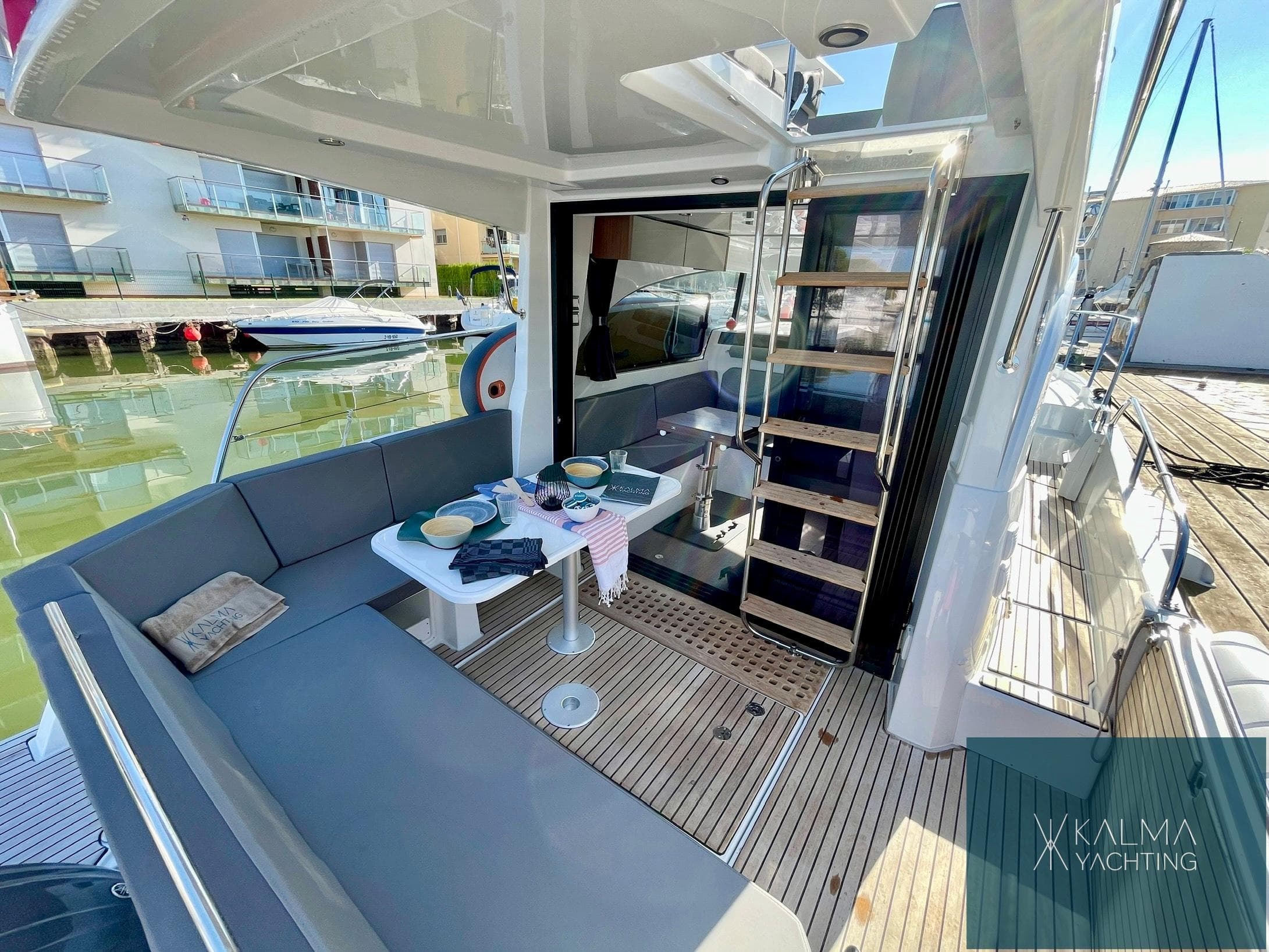 Beneteau Antares 11 Fly, foto 9