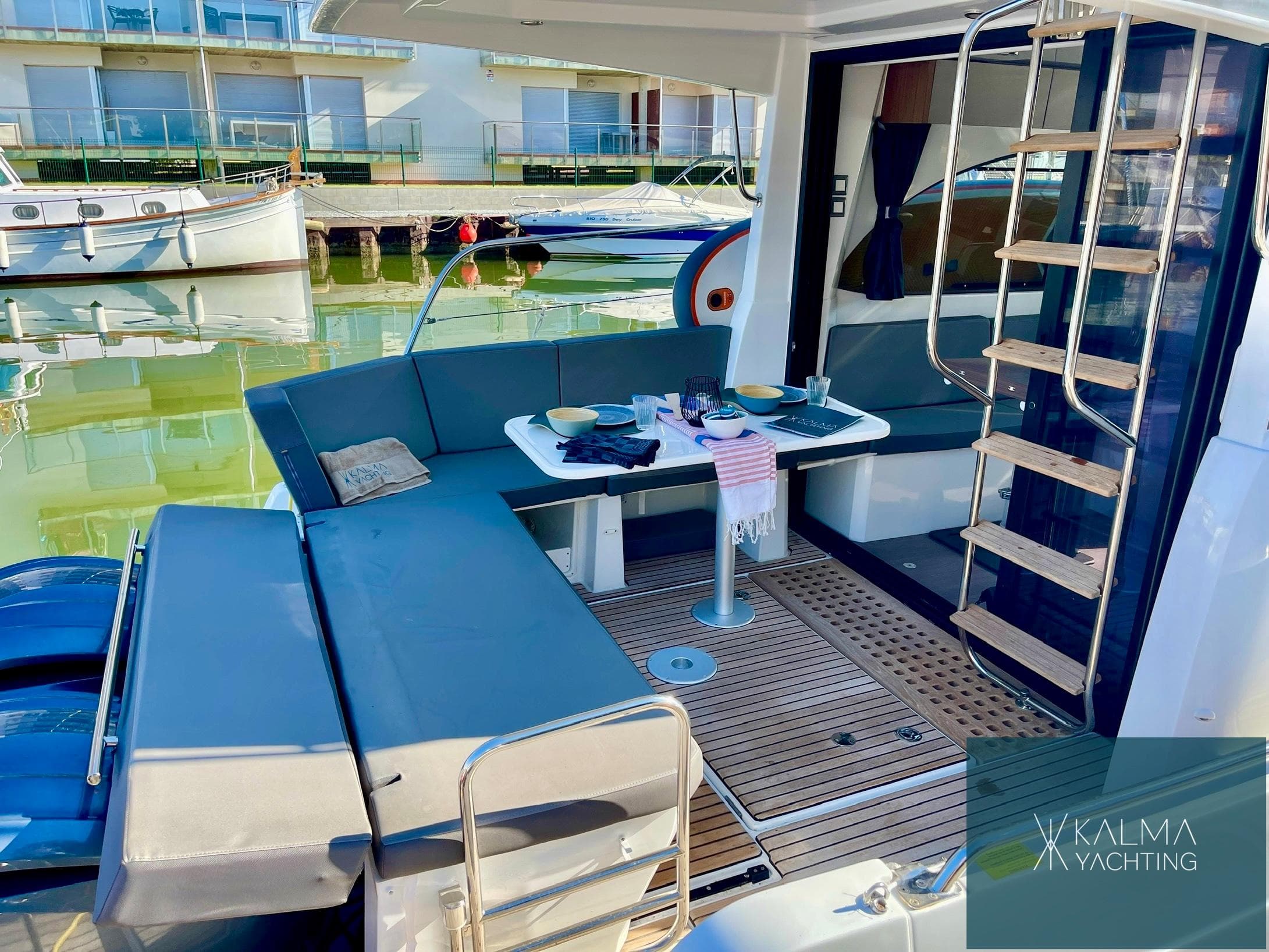 Beneteau Antares 11 Fly, foto 12