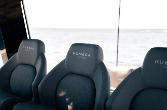 Helm seats with the Kumbra logo
