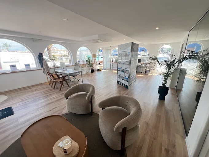 Inside the Kalma Yachting office, overlooking the canal